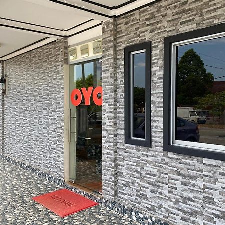 Oyo 90205 Bayu Sintok Motel Changlun Dış mekan fotoğraf