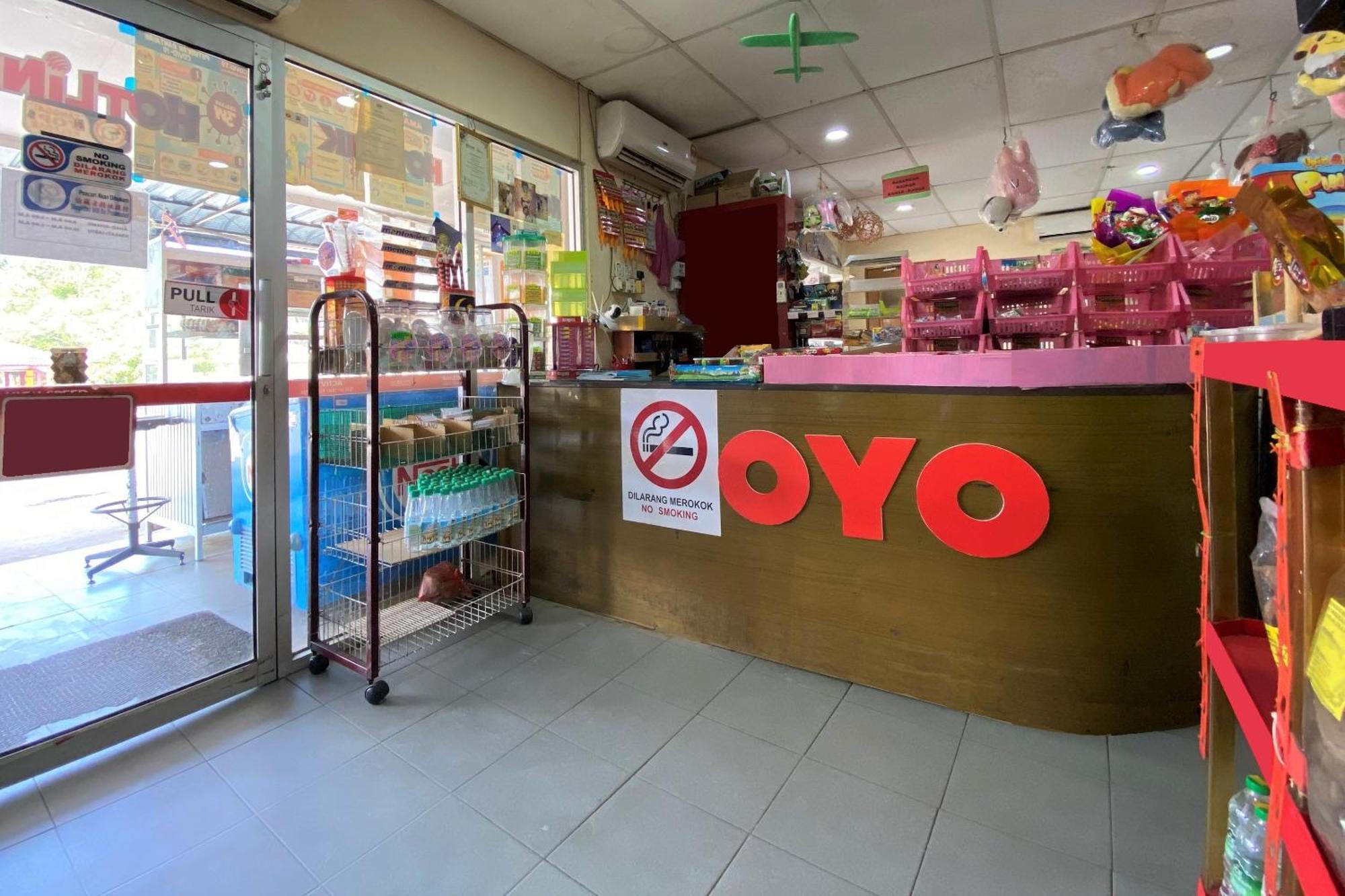 Oyo 90205 Bayu Sintok Motel Changlun Dış mekan fotoğraf
