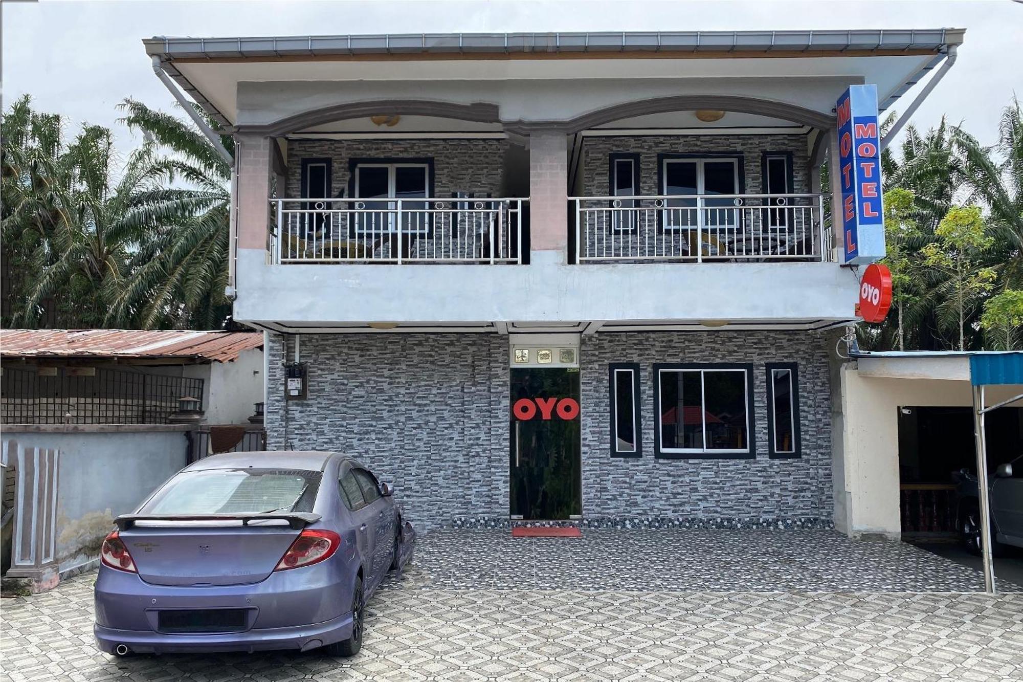 Oyo 90205 Bayu Sintok Motel Changlun Dış mekan fotoğraf